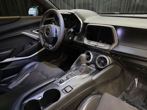 Used 2022 Chevrolet Camaro SS RWD image 34