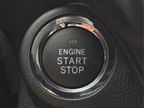 Certified 2025 Subaru Forester Premium image 17