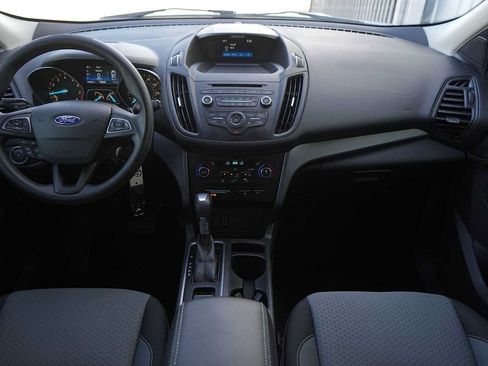 Used 2017 Ford Escape SE FWD image 10