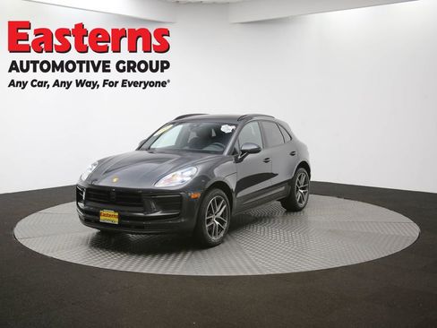 Used 2023 Porsche Macan T image 97
