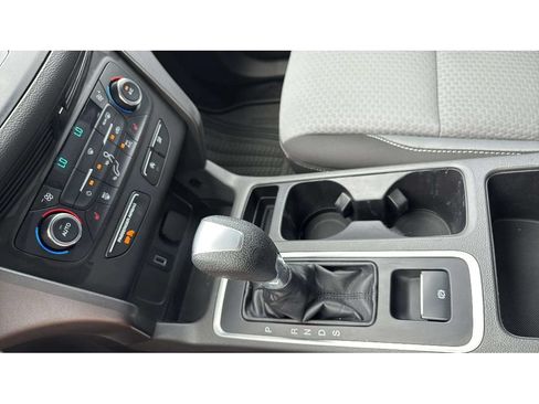 Used 2017 Ford Escape SE w/ Equipment Group 201A AWD/4WD image 20
