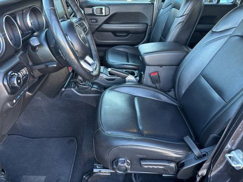 Used 2021 Jeep Wrangler Unlimited Rubicon 4xe w/ Steel Bumper Group image 27