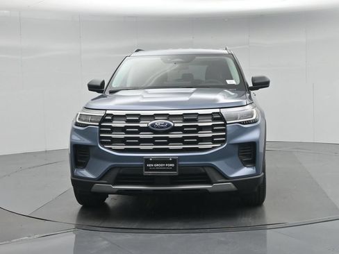 New 2026 Ford Explorer Active RWD image 24