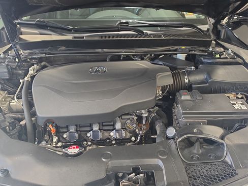 Used 2017 Acura TLX V6 SH-AWD w/ Technology Pkg image 11