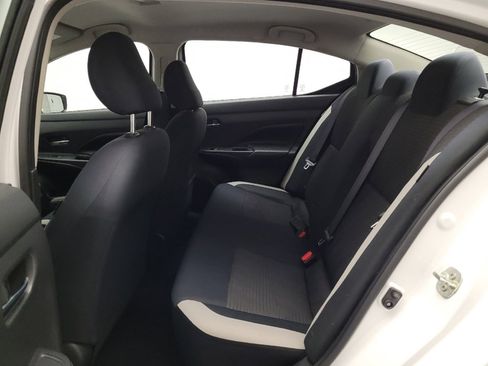 Used 2020 Nissan Versa SV FWD image 18