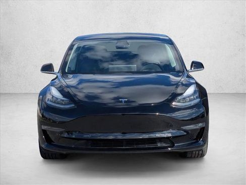 Used 2020 Tesla Model 3 Performance image 2