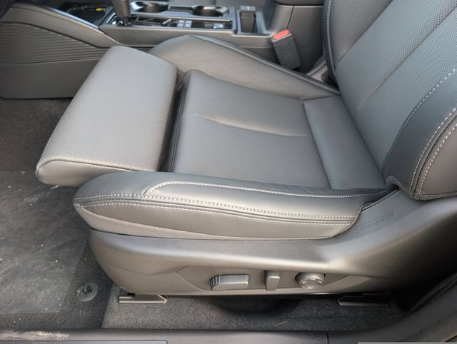 New 2026 Subaru Outback Touring AWD/4WD image 12