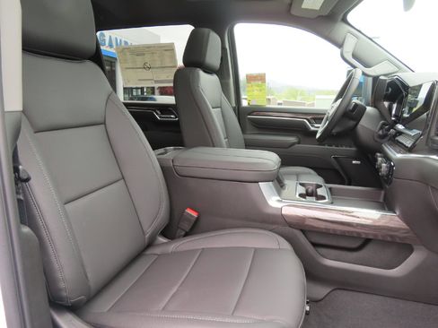 New 2026 Chevrolet Silverado 3500 LTZ w/ LTZ Plus Package AWD/4WD image 49
