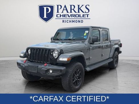 Used 2022 Jeep Gladiator Sport AWD/4WD image 3