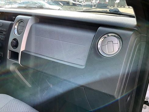 Used 2014 Ford F150 XLT image 20