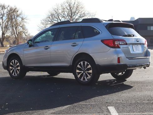 Used 2017 Subaru Outback 3.6R Limited image 7