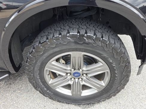 Used 2020 Ford F150 XLT w/ Equipment Group 302A Luxury AWD/4WD image 19