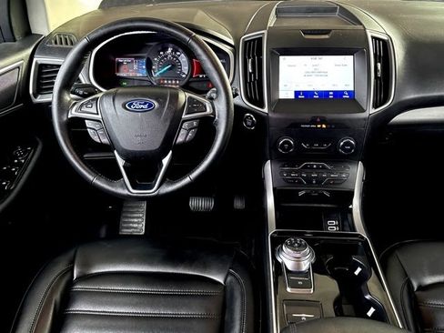 Used 2020 Ford Edge SEL image 10