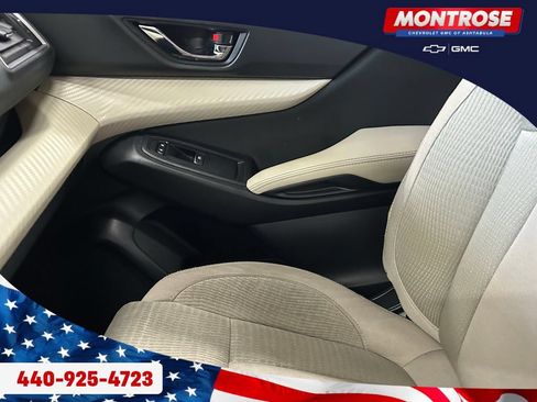 Used 2022 Subaru Ascent Premium w/ Convenience Package AWD/4WD image 12