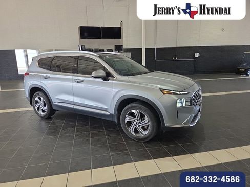 Used 2023 Hyundai Santa Fe SEL w/ Premium Package image 2