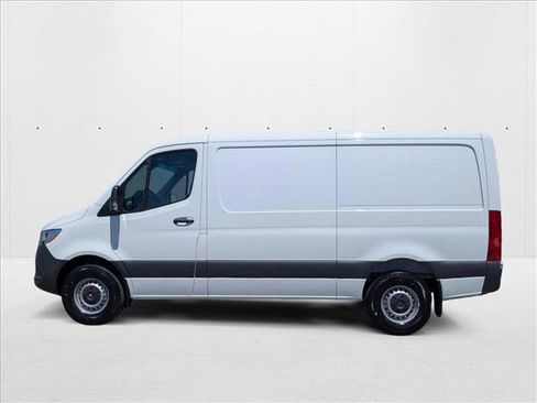 New 2025 Mercedes-Benz Sprinter 2500 image 12