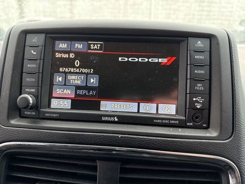 Used 2017 Dodge Grand Caravan SE w/ Power Window Group image 18