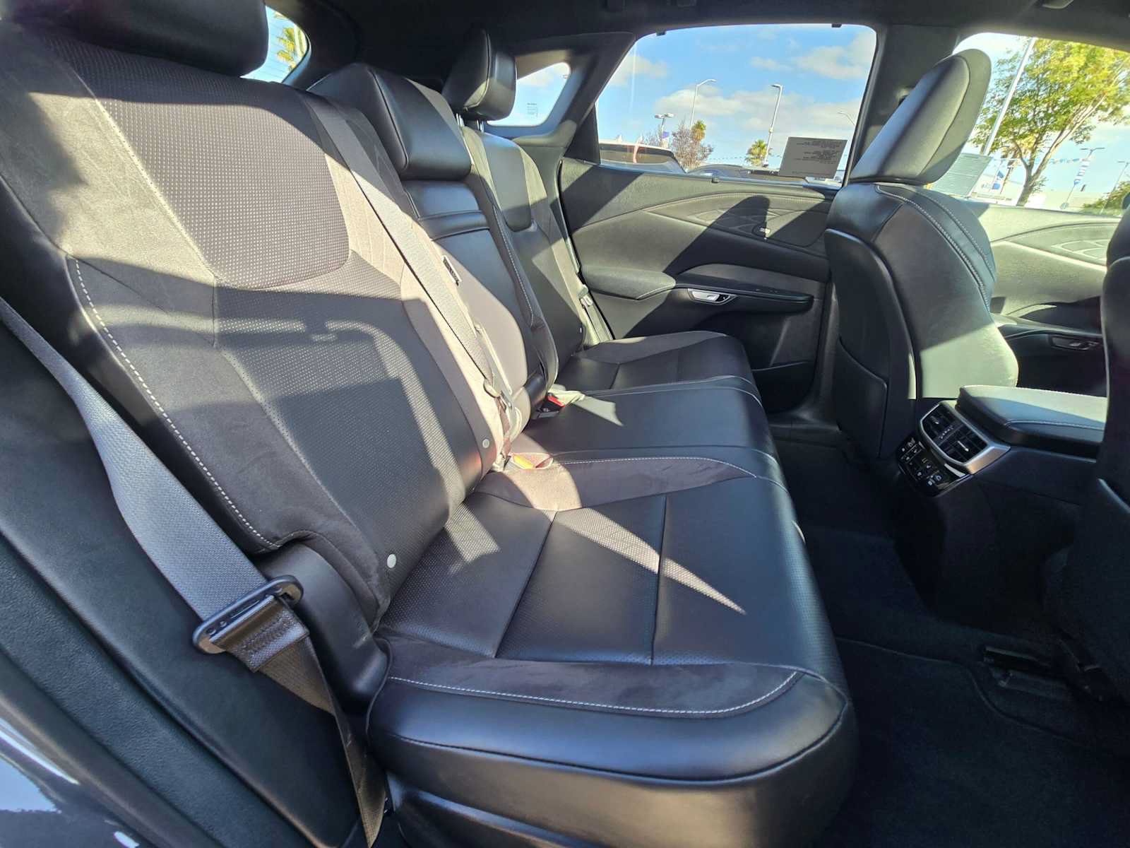 New 2026 Lexus RX 350 w/ Convenience Package AWD/4WD image 12
