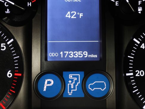 Used 2014 Lexus GX 460 image 21