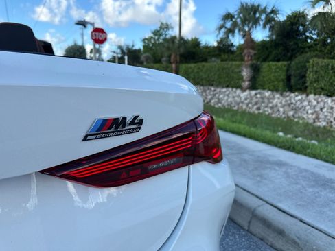 Used 2025 BMW M4 xDrive Competition AWD/4WD image 35