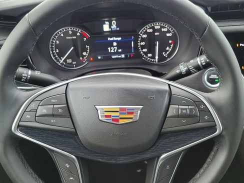 Used 2025 Cadillac XT5 Premium Luxury w/ LPO, Floor Liner Package AWD/4WD image 11