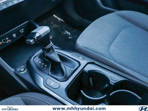 Used 2025 Kia K4 FWD image 19