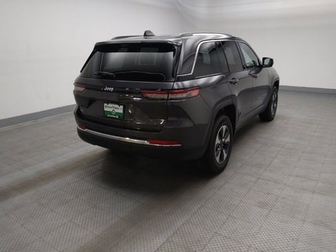 Used 2023 Jeep Grand Cherokee 4WD 4xe w/ Luxury Tech Group II image 9