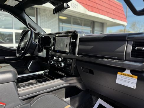 Used 2024 Ford F250 Platinum image 46