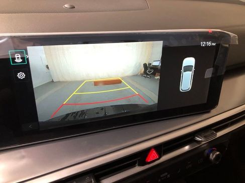 New 2026 Kia Sorento S w/ S Panoramic Sunroof Package image 32