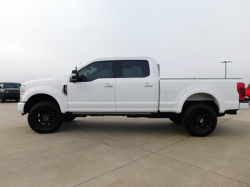 Used 2022 Ford F250 Lariat w/ Tremor Off-Road Package image 2