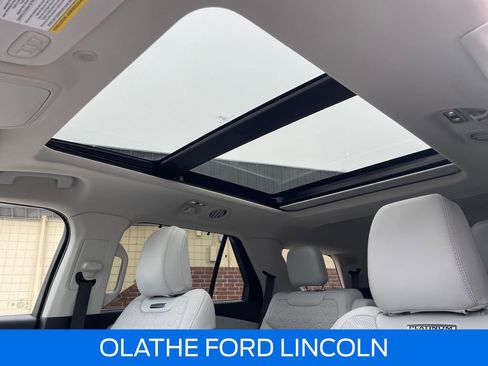 Used 2025 Ford Explorer Platinum w/ LUX Leather Package image 20