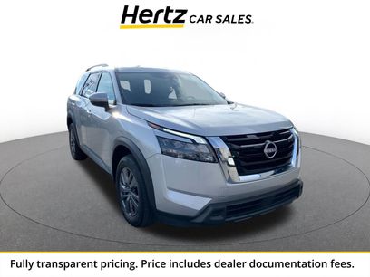 Used 2025 Nissan Pathfinder SV