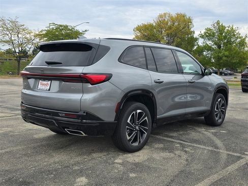 New 2026 Buick Enclave Sport Touring w/ Power Package image 8