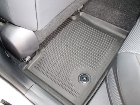 Certified 2025 Toyota Crown Platinum image 50