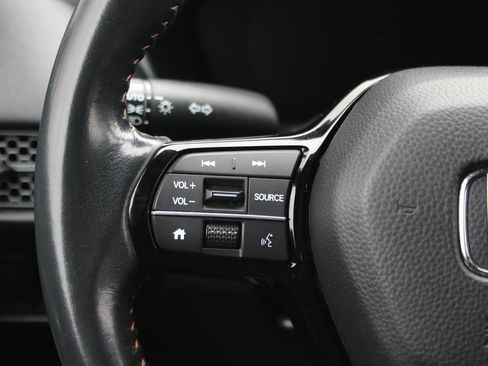 Used 2023 Honda HR-V Sport image 17