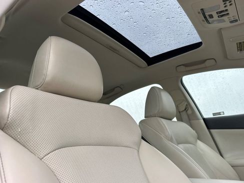 Used 2012 Lexus IS 350 image 16