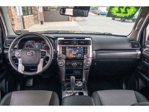 Used 2022 Toyota 4Runner SR5 Premium w/ Moonroof Package AWD/4WD image 14