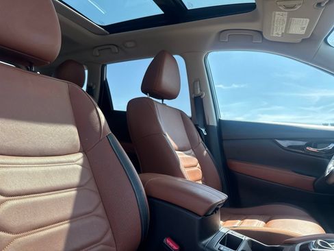 Certified 2017 Nissan Rogue SL w/ SL Premium Package AWD/4WD image 27