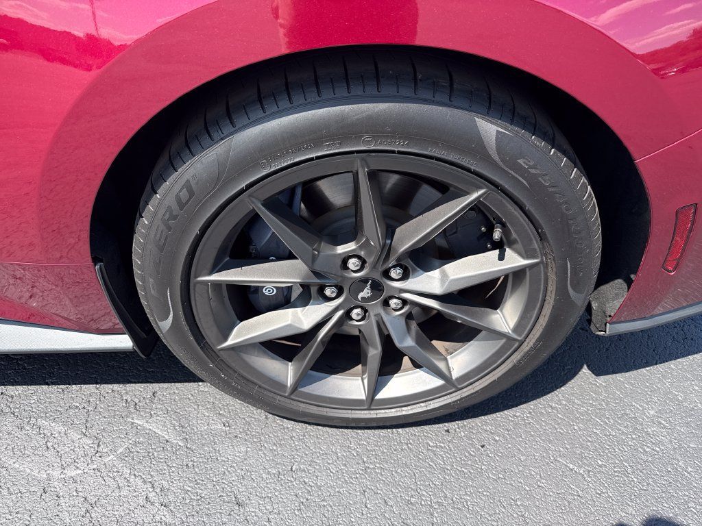Used 2025 Ford Mustang Dark Horse RWD image 21