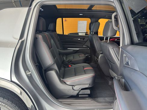 Used 2025 Chevrolet Traverse RS w/ LPO, Floor Liner Package AWD/4WD image 16