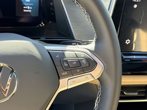 New 2026 Volkswagen Atlas Cross Sport SE image 29