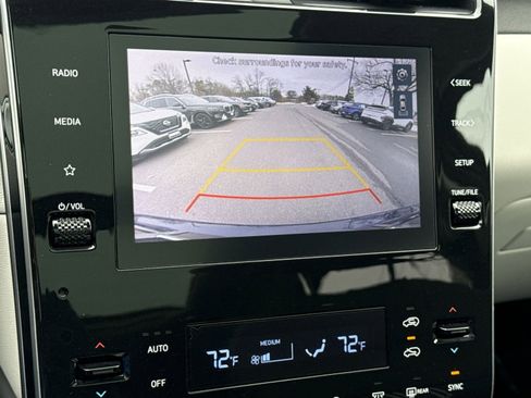 Used 2022 Hyundai Tucson SEL image 17