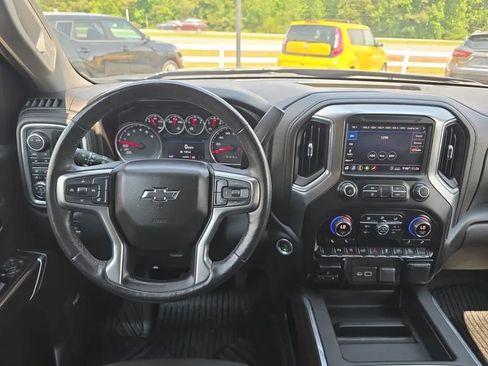 Used 2020 Chevrolet Silverado 1500 LT Trail Boss AWD/4WD image 20