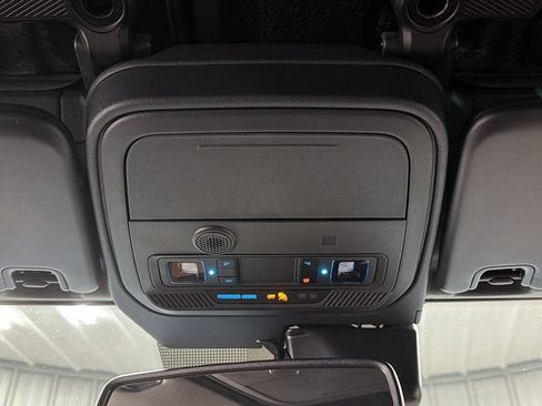 Used 2024 Ford Bronco Outer Banks AWD/4WD image 33