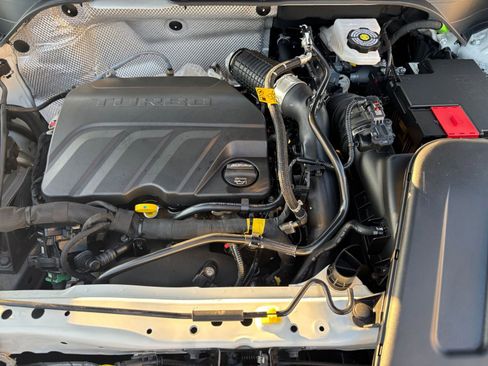 Used 2025 Buick Envista Preferred image 30