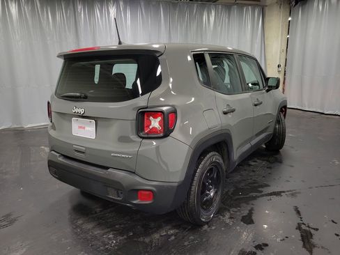Used 2021 Jeep Renegade Sport image 8