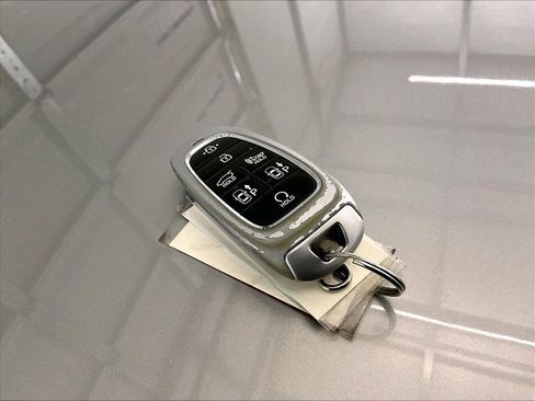 Used 2023 Hyundai Tucson Limited w/ Cargo Package AWD/4WD image 9