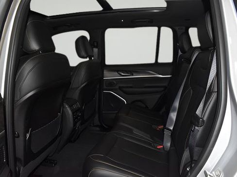 New 2026 Jeep Grand Cherokee Limited AWD/4WD image 28