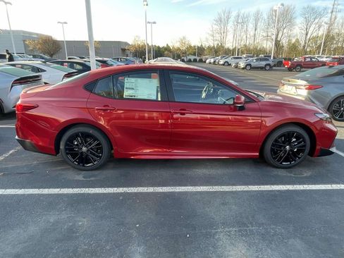 New 2026 Toyota Camry SE image 13