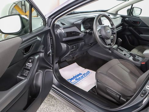 Used 2024 Subaru Crosstrek 2.0i AWD/4WD image 3